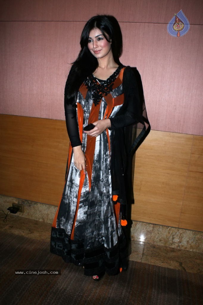 Lakme Fashion Week Day 1 Guests - 13 / 100 photos
