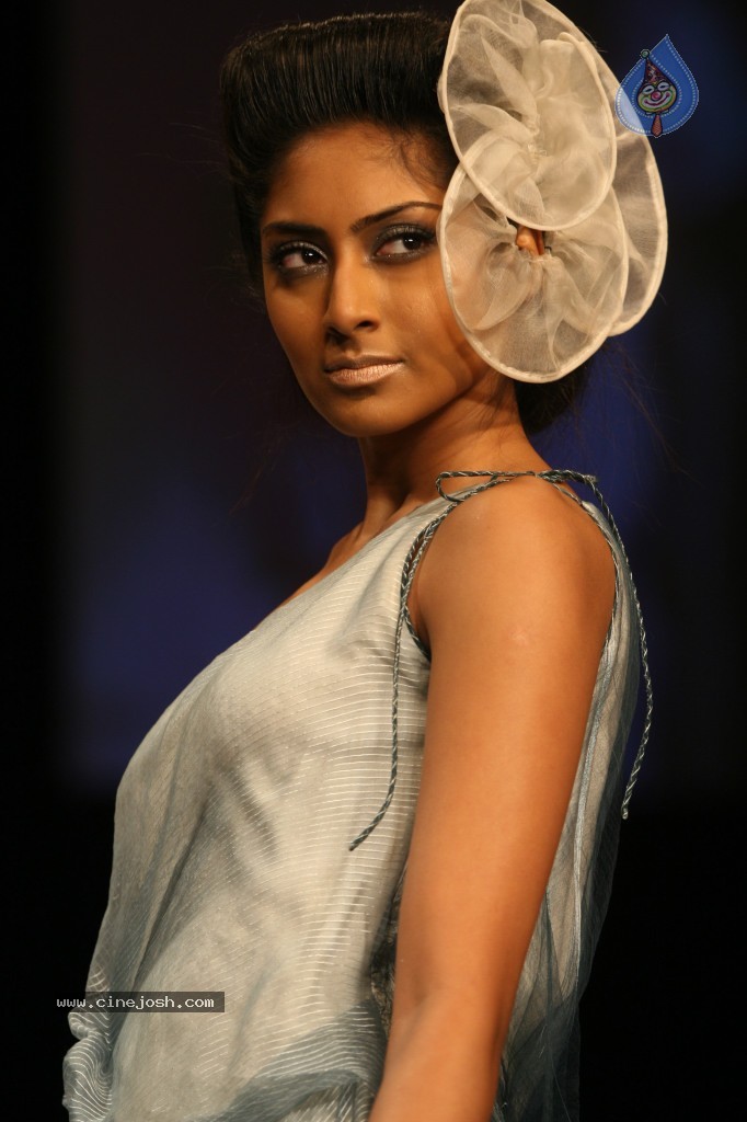 Lakme Fashion Week Day 3 All Shows - 7 / 149 photos