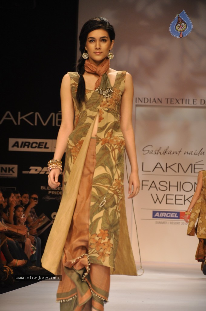 Lakme Fashion Week Day 3 All Shows - 31 / 149 photos