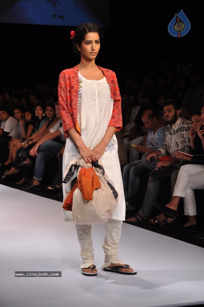 Lakme Fashion Week Day 3 All Shows - 46 / 149 photos