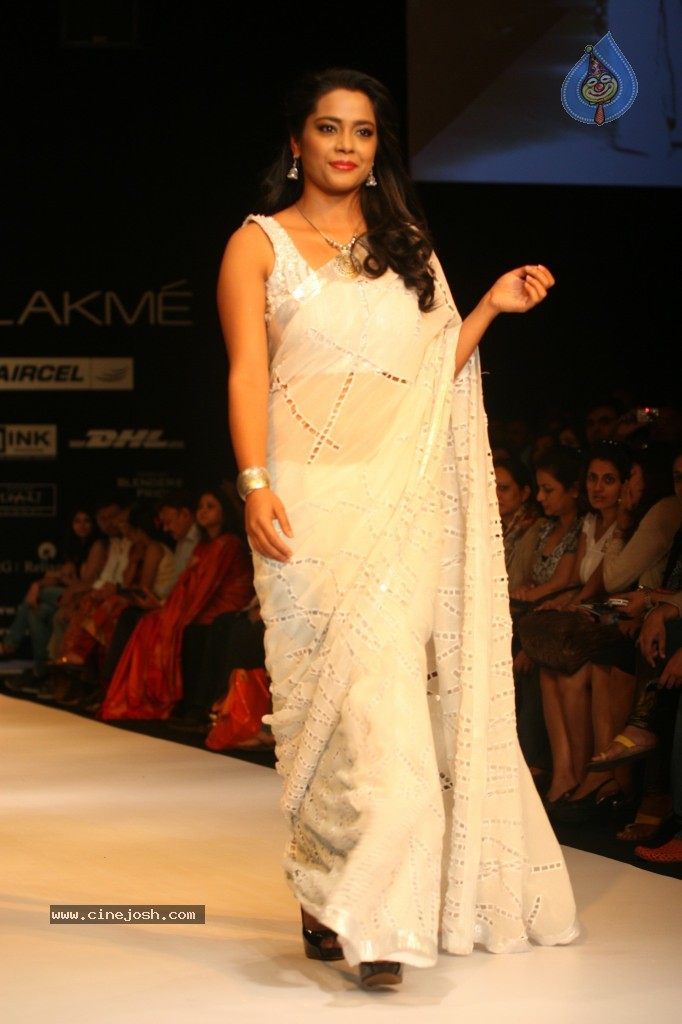 Lakme Fashion Week Day 3 All Shows - 89 / 149 photos