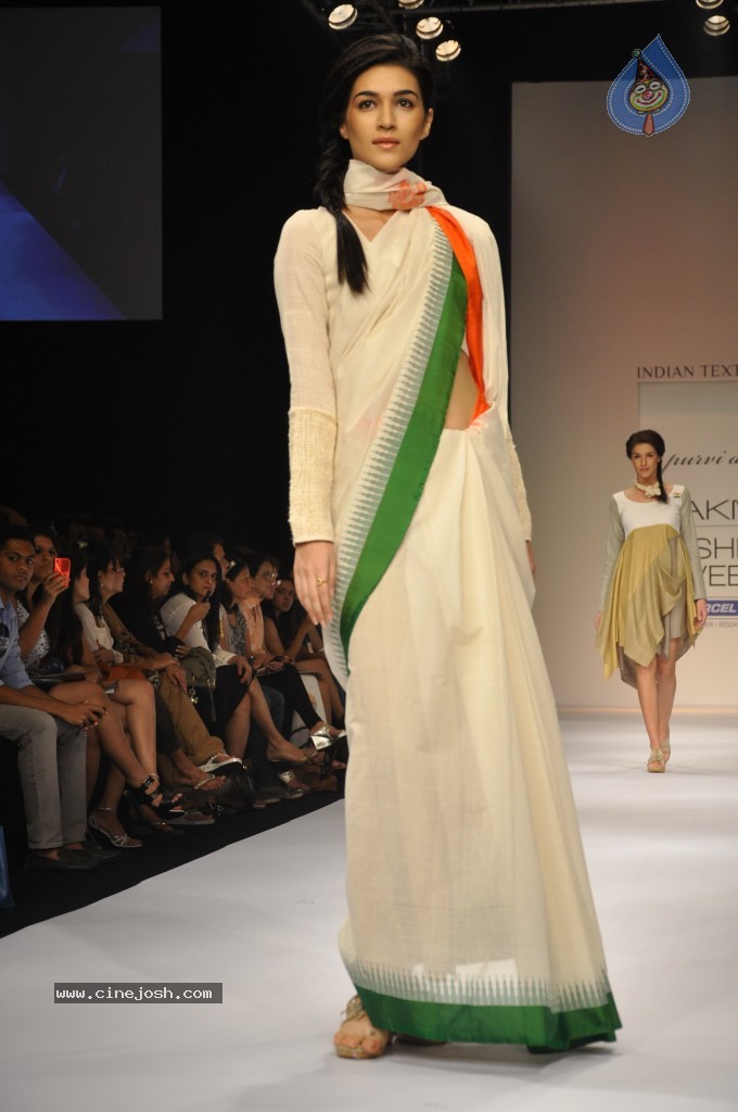 Lakme Fashion Week Day 3 All Shows - 142 / 149 photos