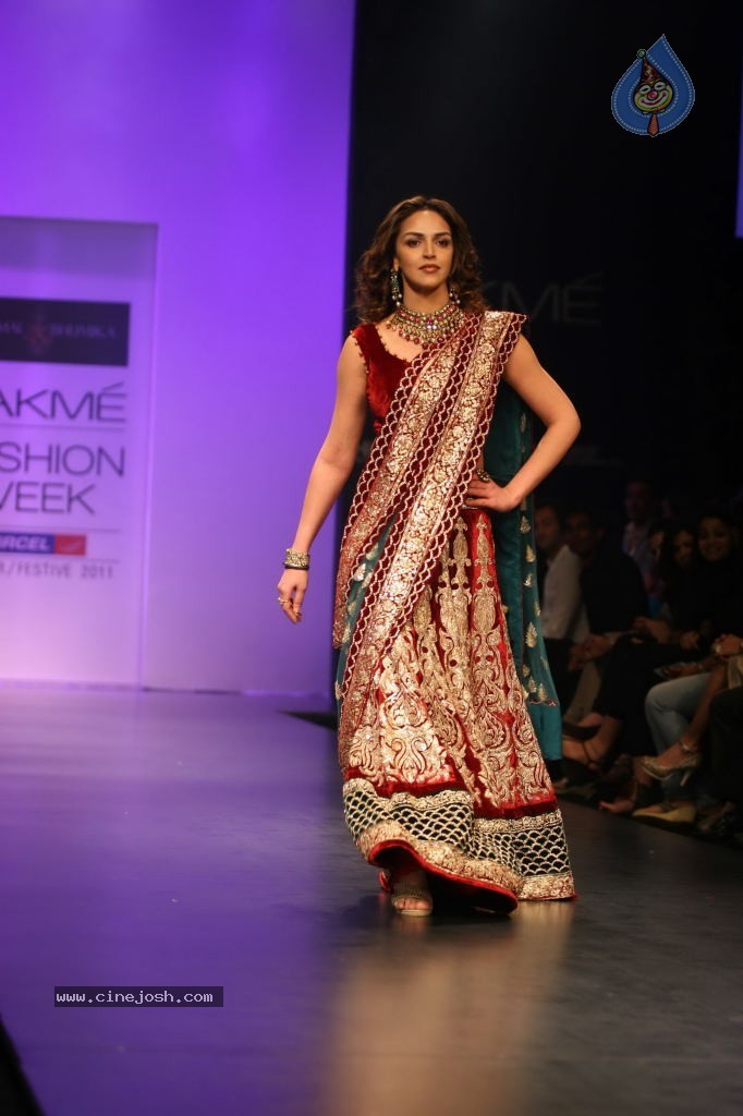 Lakme Fashion Week Day 3 All Shows - 30 / 85 photos