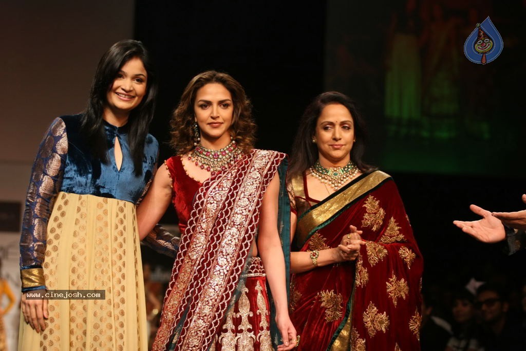 Lakme Fashion Week Day 3 All Shows - 52 / 85 photos