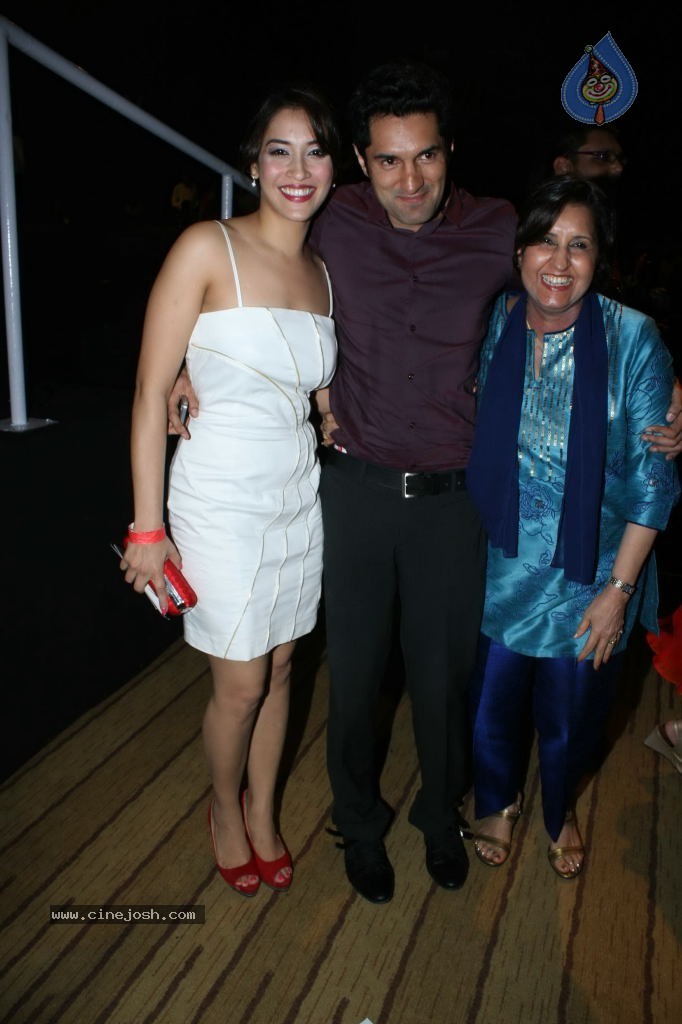 Lakme Fashion Week Day 3 Guests - 39 / 100 photos
