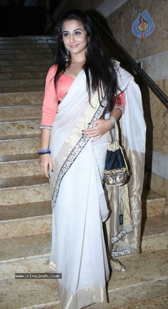 Lakme Fashion Week Day 3 Guests - 46 / 100 photos