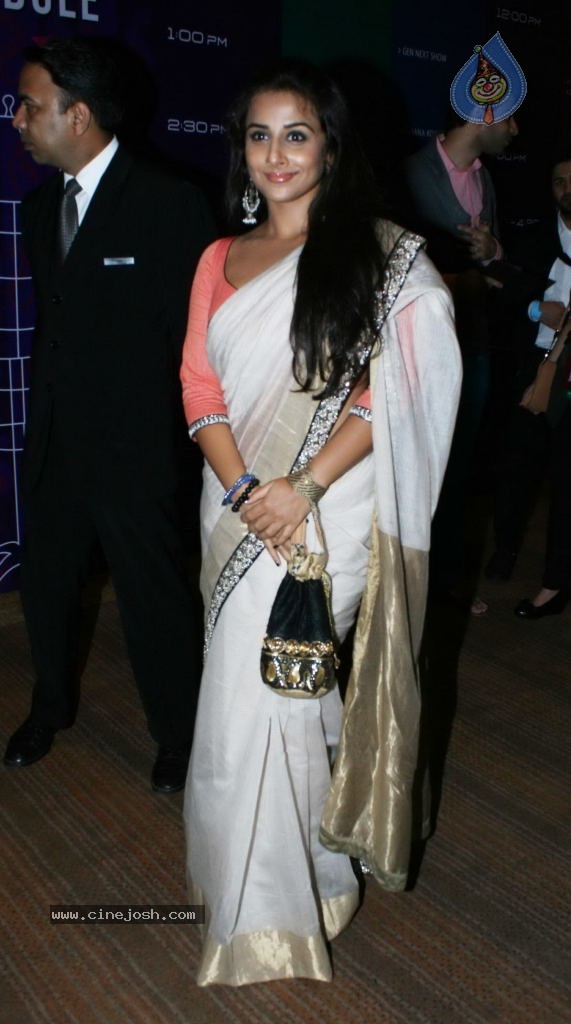 Lakme Fashion Week Day 3 Guests - 61 / 100 photos