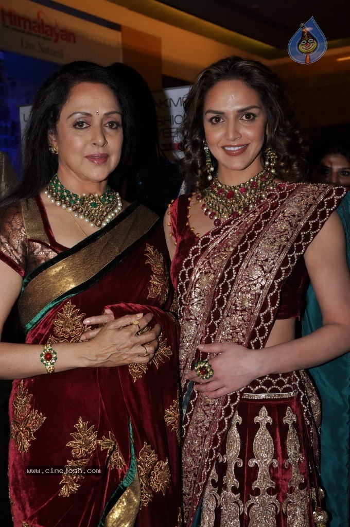 Lakme Fashion Week Day 3 Guests - 67 / 100 photos