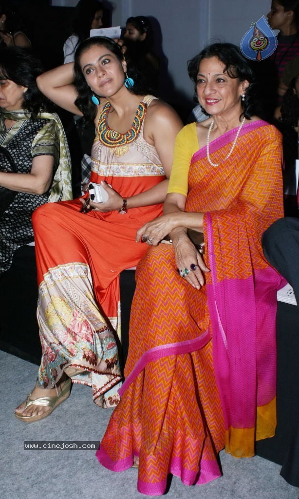 Lakme Fashion Week Day 3 Guests - 94 / 100 photos