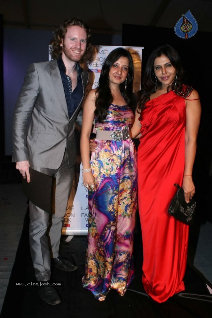 Lakme Fashion Week Day 4 Guests - 28 / 88 photos