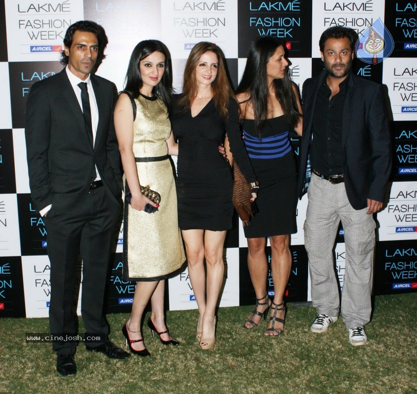 Lakme Fashion Week Day 5 Guests - 100 / 172 photos