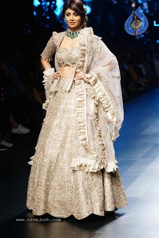 Lakme Fashion Week Grand Finale - 1 / 35 photos
