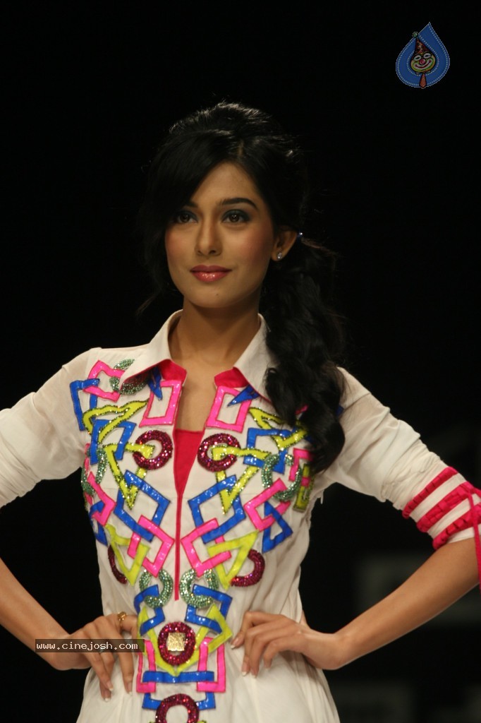 Lakme Fashion Week Grand Finale All Shows - 107 / 146 photos