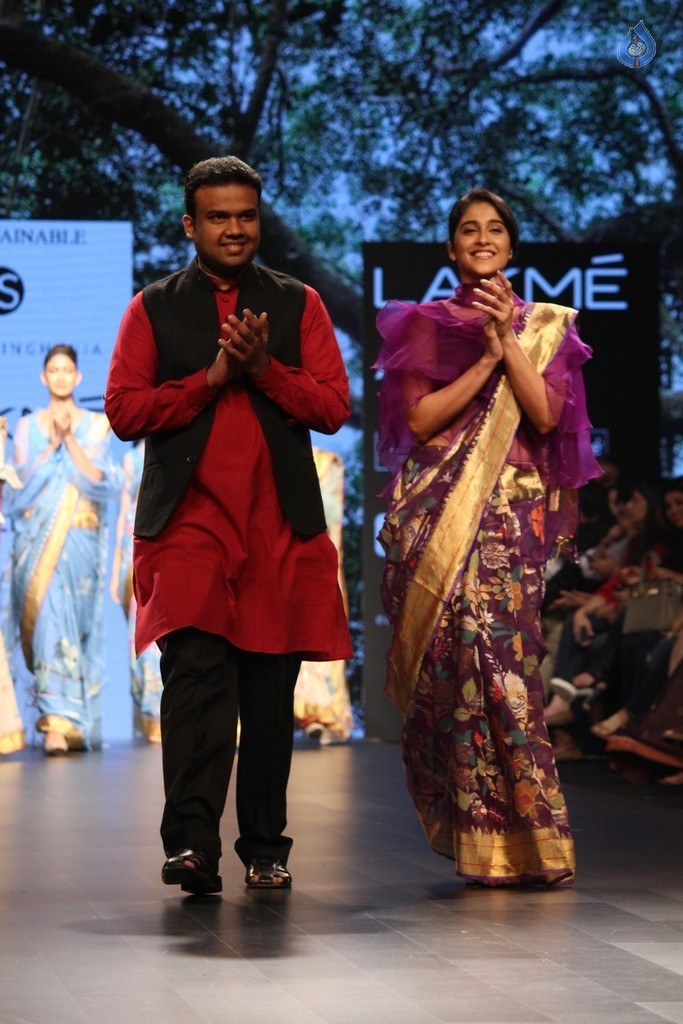 Lakme Fashion Week Summer 2017 Photos - 32 / 42 photos