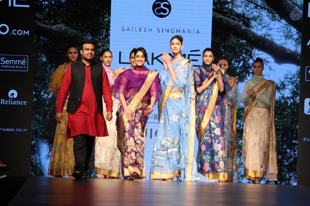 Lakme Fashion Week Summer 2017 Photos - 35 / 42 photos