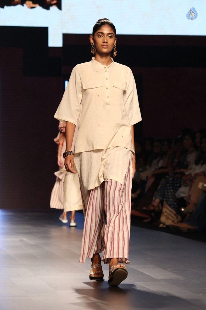 Lakme Fashion Week Summer 2017 Photos - 36 / 42 photos