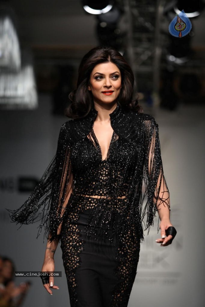 Lakme Fashion Week Summer Resort 2014 Day 4 - 4 / 121 photos