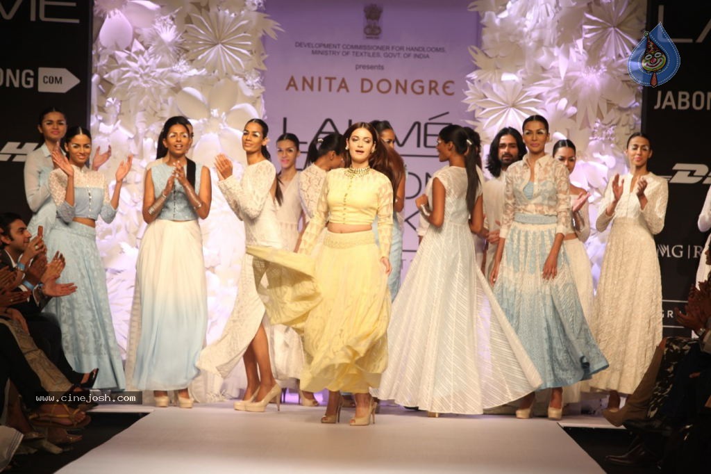 Lakme Fashion Week Summer Resort 2014 Day 4 - 108 / 121 photos