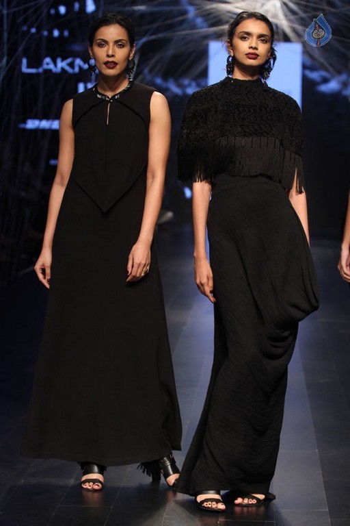 Lakme Fashion Week Winter Festive 2016 - 72 / 82 photos