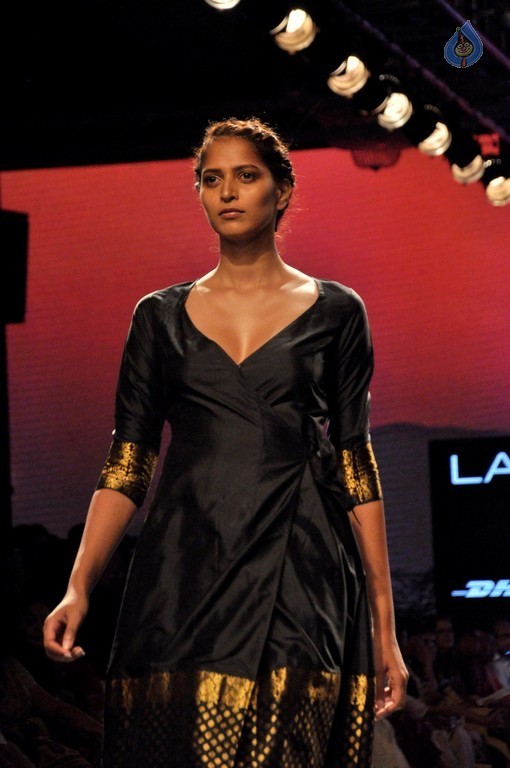 Lakme Fashion Week Winter Festive 2016 - 73 / 82 photos
