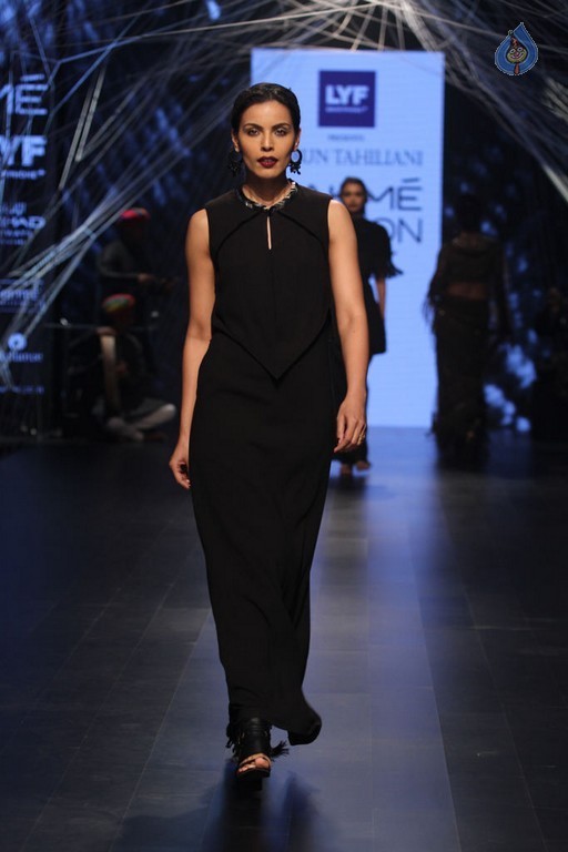 Lakme Fashion Week Winter Festive 2016 - 76 / 82 photos