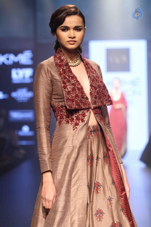 Lakme Fashion Week Winter Festive 2016 Grand Finale - 18 / 84 photos