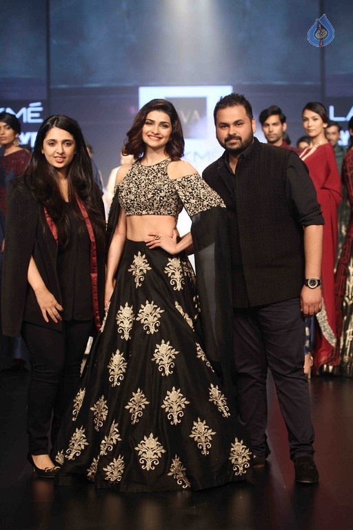 Lakme Fashion Week Winter Festive 2016 Grand Finale - 77 / 84 photos