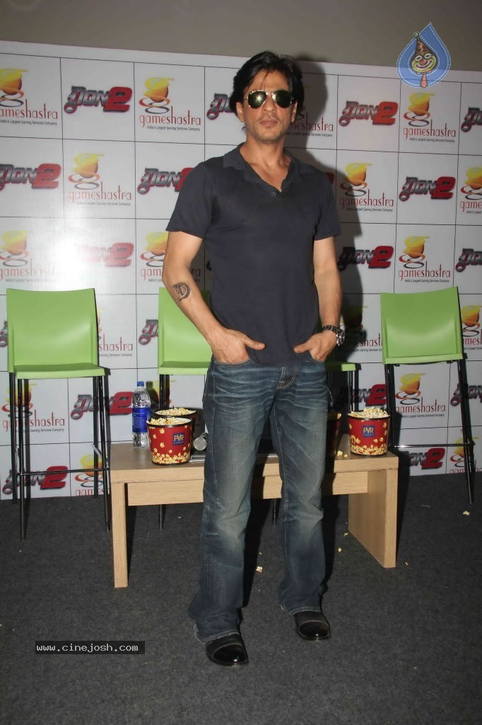 Launch of Don 2 Video Game - 40 / 51 photos