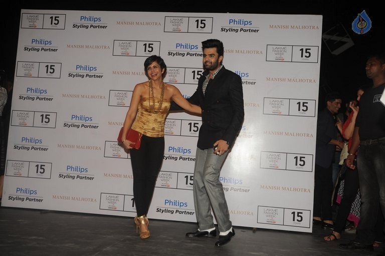 LFW 2015 Manish Malhotra Show 1 - 21 / 62 photos