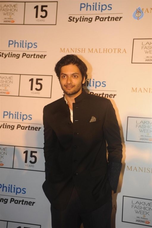 LFW 2015 Manish Malhotra Show 1 - 39 / 62 photos