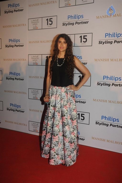 LFW 2015 Manish Malhotra Show 2 - 42 / 63 photos