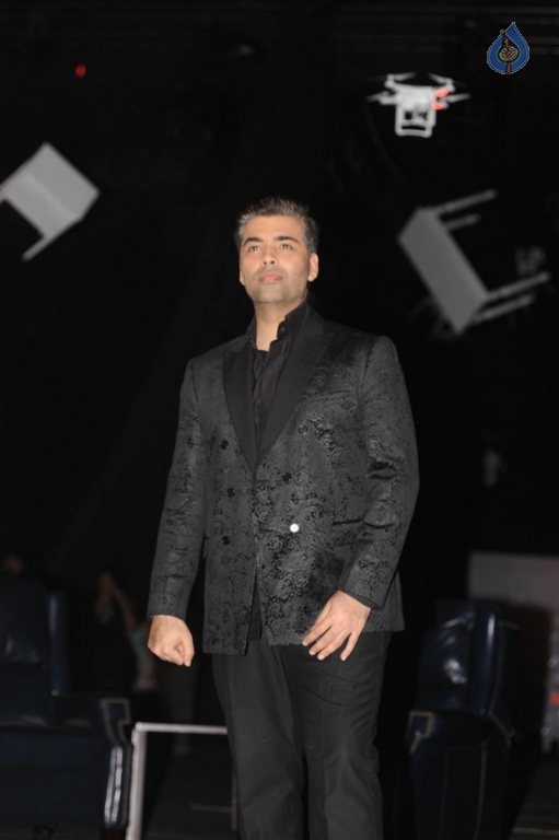 LFW 2015 Manish Malhotra Show 2 - 43 / 63 photos