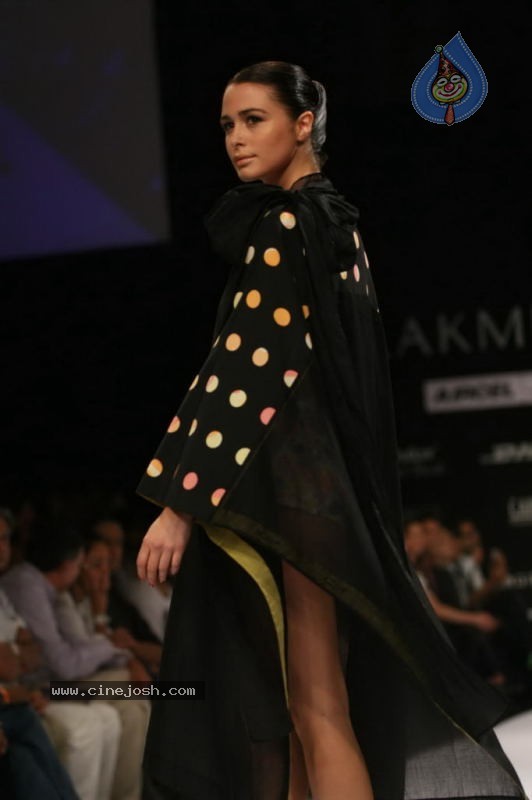 LFW Day 1 All Fashion Show Photos - 41 / 127 photos