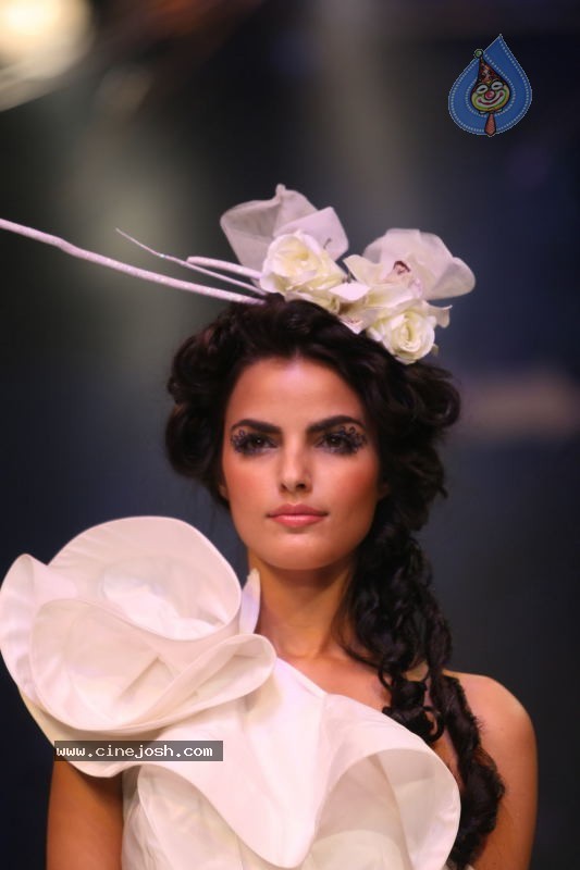LFW Grand Finale Fashion Show - 54 / 117 photos