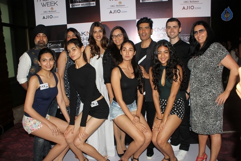 LFW Model Auditions - 39 / 42 photos