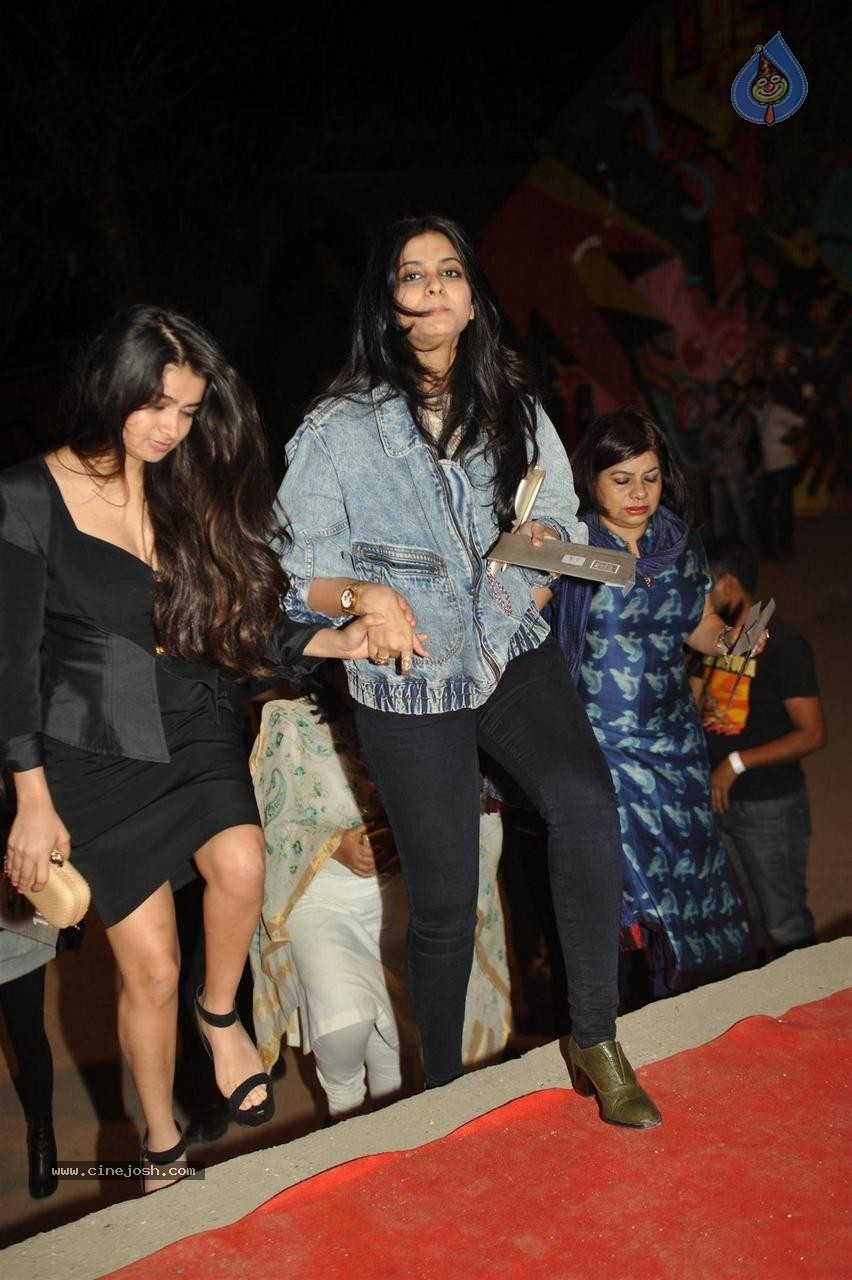 LFW Summer Resort 2015 Fashion Show - 18 / 93 photos