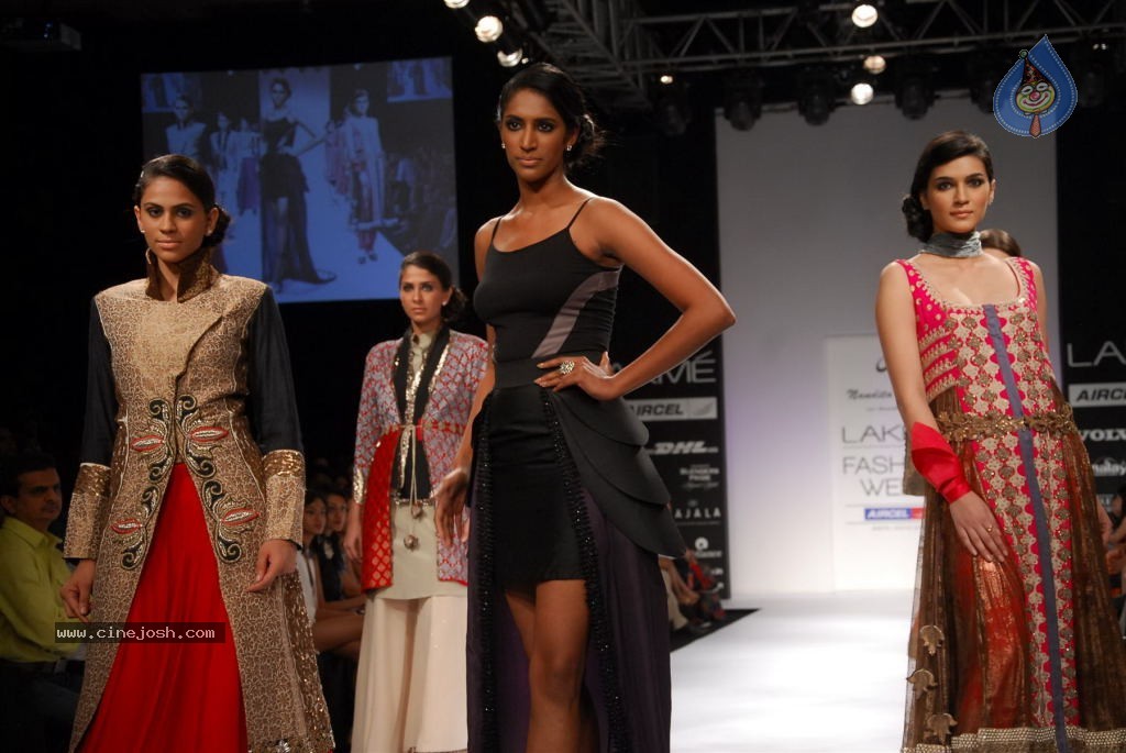 LFW Winter Festive 2012 Fashion Show - 4 / 123 photos