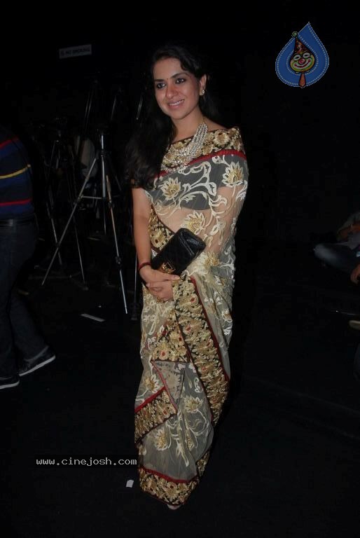 LFW Winter Festive 2012 Fashion Show - 33 / 123 photos