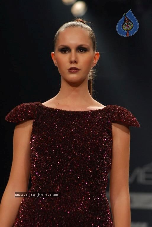 LFW Winter Festive 2012 Fashion Show - 51 / 123 photos