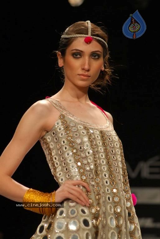 LFW Winter Festive 2012 Fashion Show - 55 / 123 photos