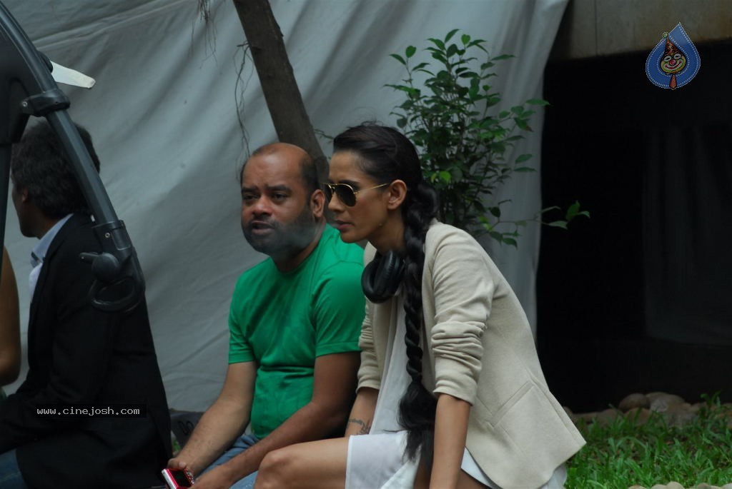 LFW Winter Festive 2012 Fashion Show - 62 / 123 photos