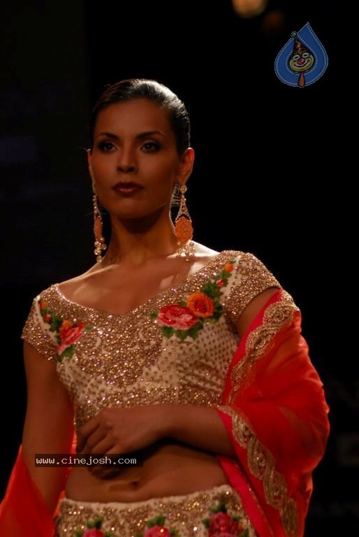 LFW Winter Festive 2012 Fashion Show - 75 / 123 photos