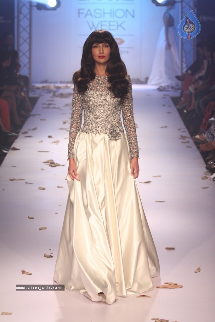 LFW Winter Festive 2014 Day 3 - 83 / 110 photos