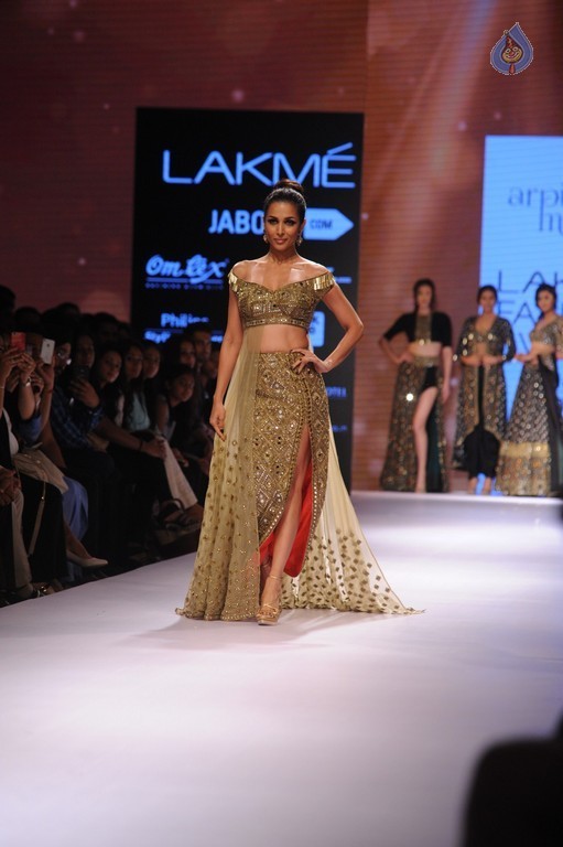 LFW Winter Festive 2015 Fashion Show 1 - 4 / 52 photos