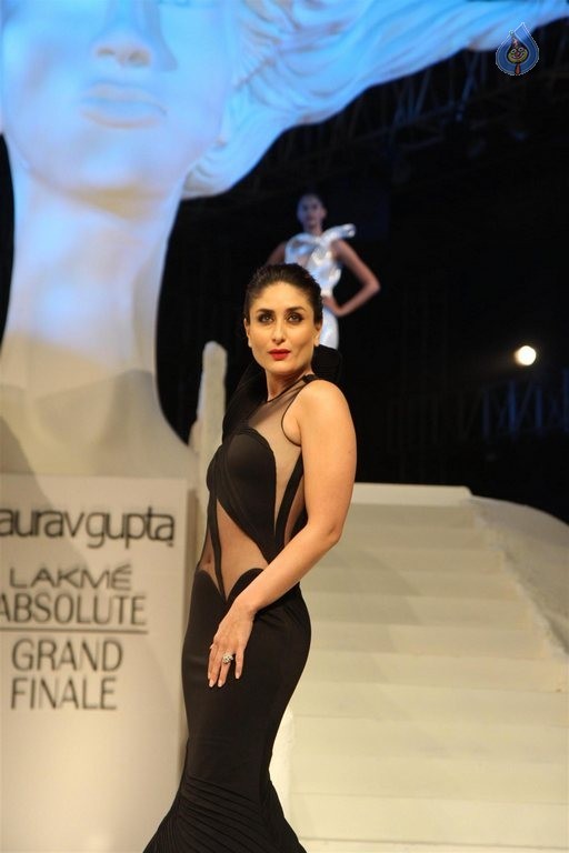 LFW Winter Festive 2015 Grand Finale - 36 / 42 photos