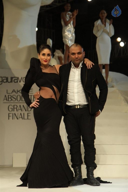 LFW Winter Festive 2015 Grand Finale - 38 / 42 photos