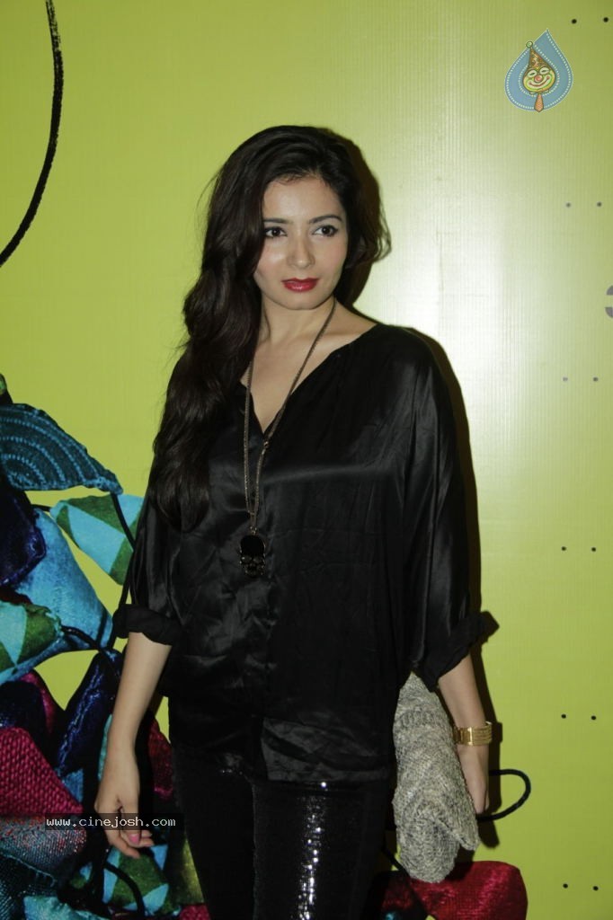 LFW Winter Festive Day 4 Shows - 9 / 109 photos