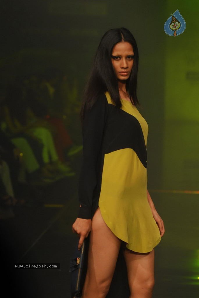 LFW Winter Festive Day 4 Shows - 13 / 109 photos