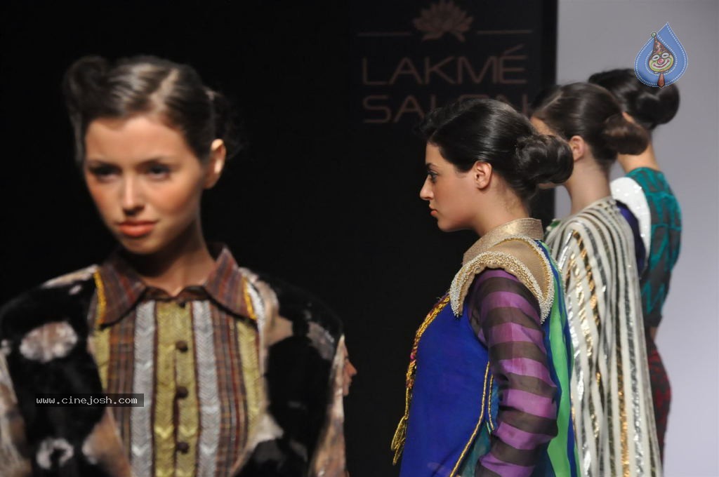 LFW Winter Festive Day 4 Shows - 43 / 109 photos