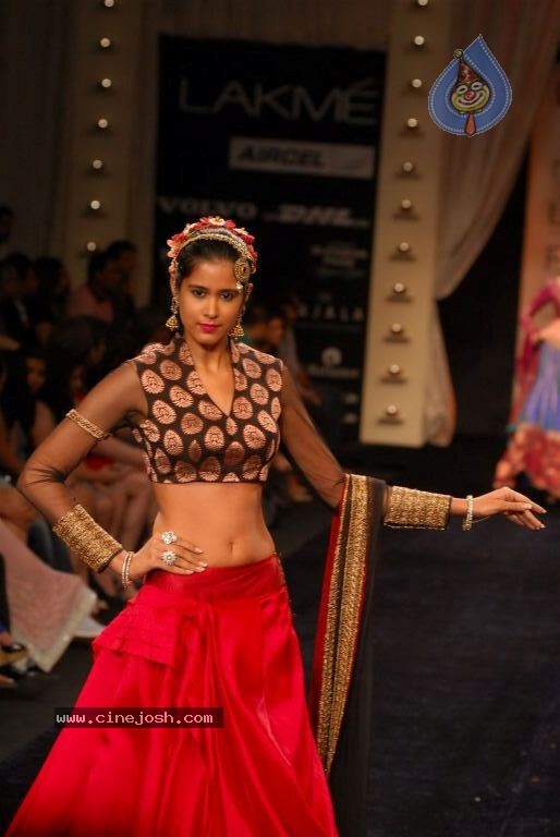 LFW Winter Festive Day 5 All Shows - 58 / 152 photos